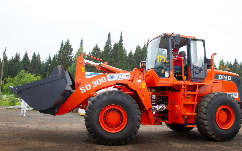 Комфорт и безопасность: комплектующие для кресел спецтехники